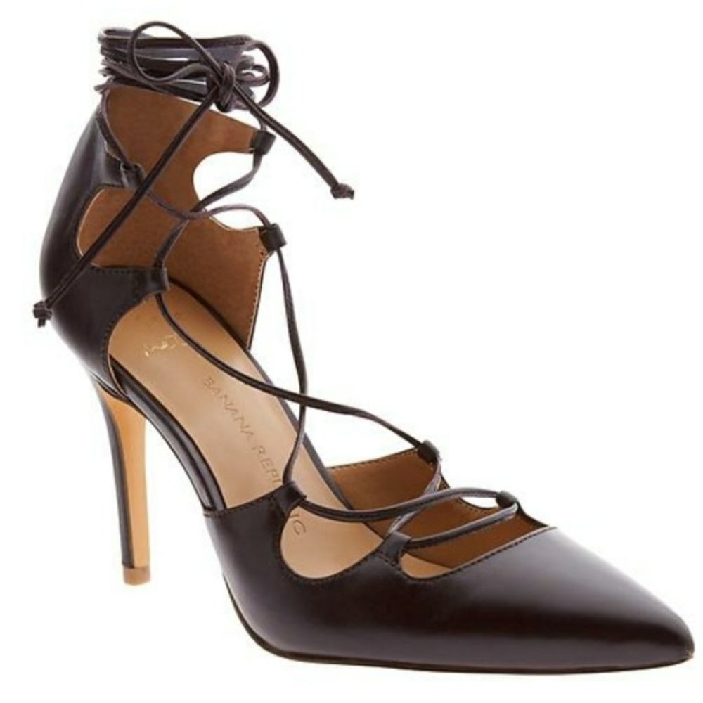 Banana Republic Dakota Lace Up Pump